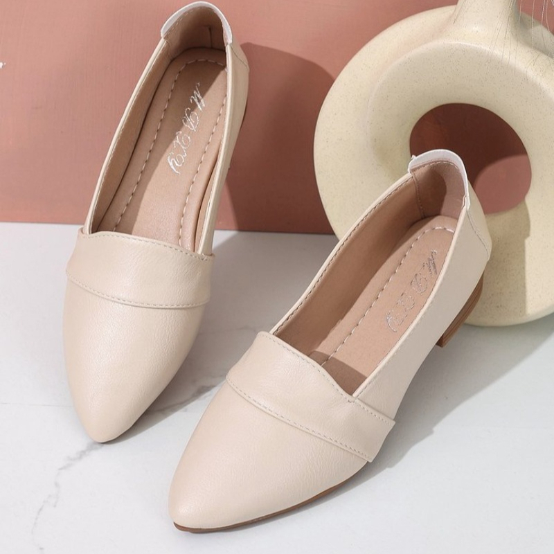 Kadınlar İçin Düz Renk, Sivri  - Mule Slip On incelemesi ve fiyatı